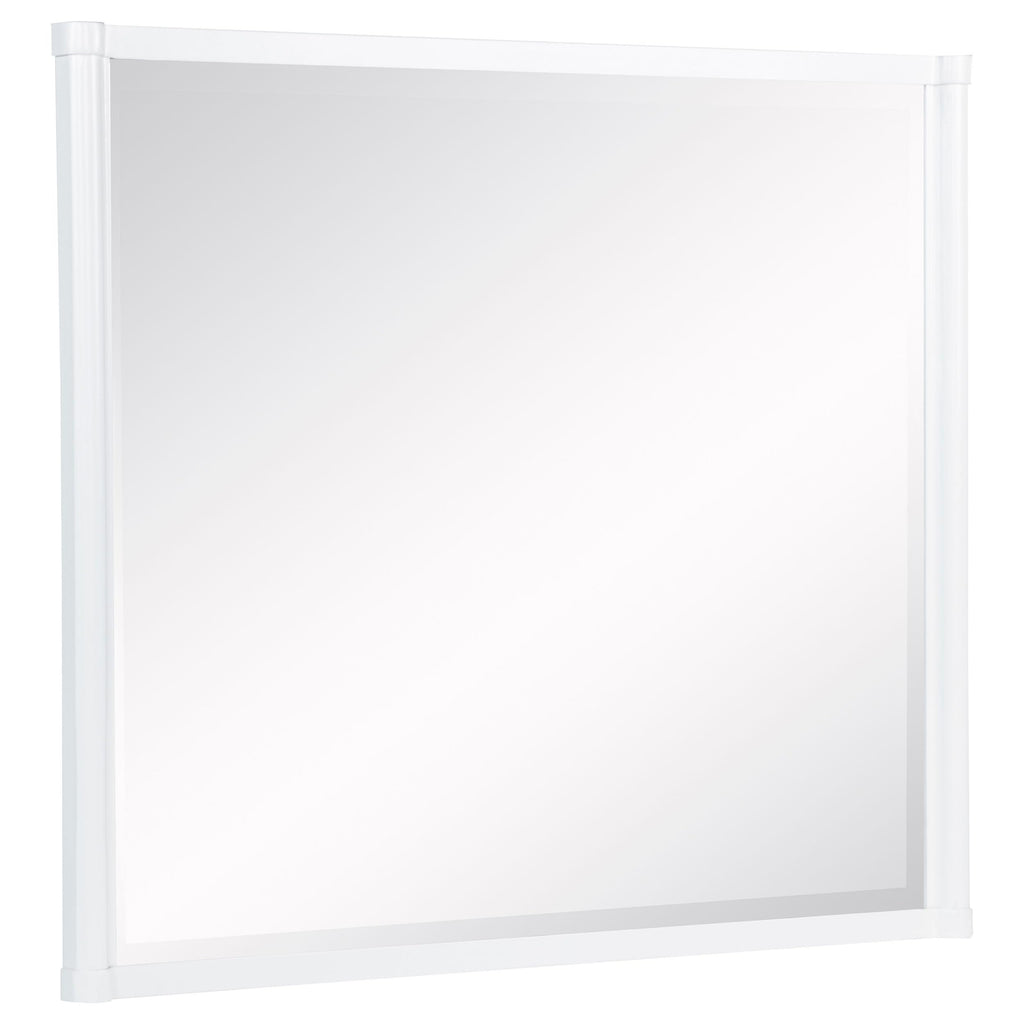 White Upholstered Bed Frame for Bedroom Furniture
